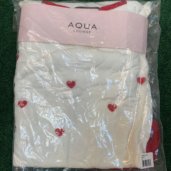 AQUA NWT Heart embroidered lounge set - Picture 3 of 5